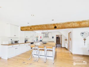 Kitchen/Dining Room- click for photo gallery